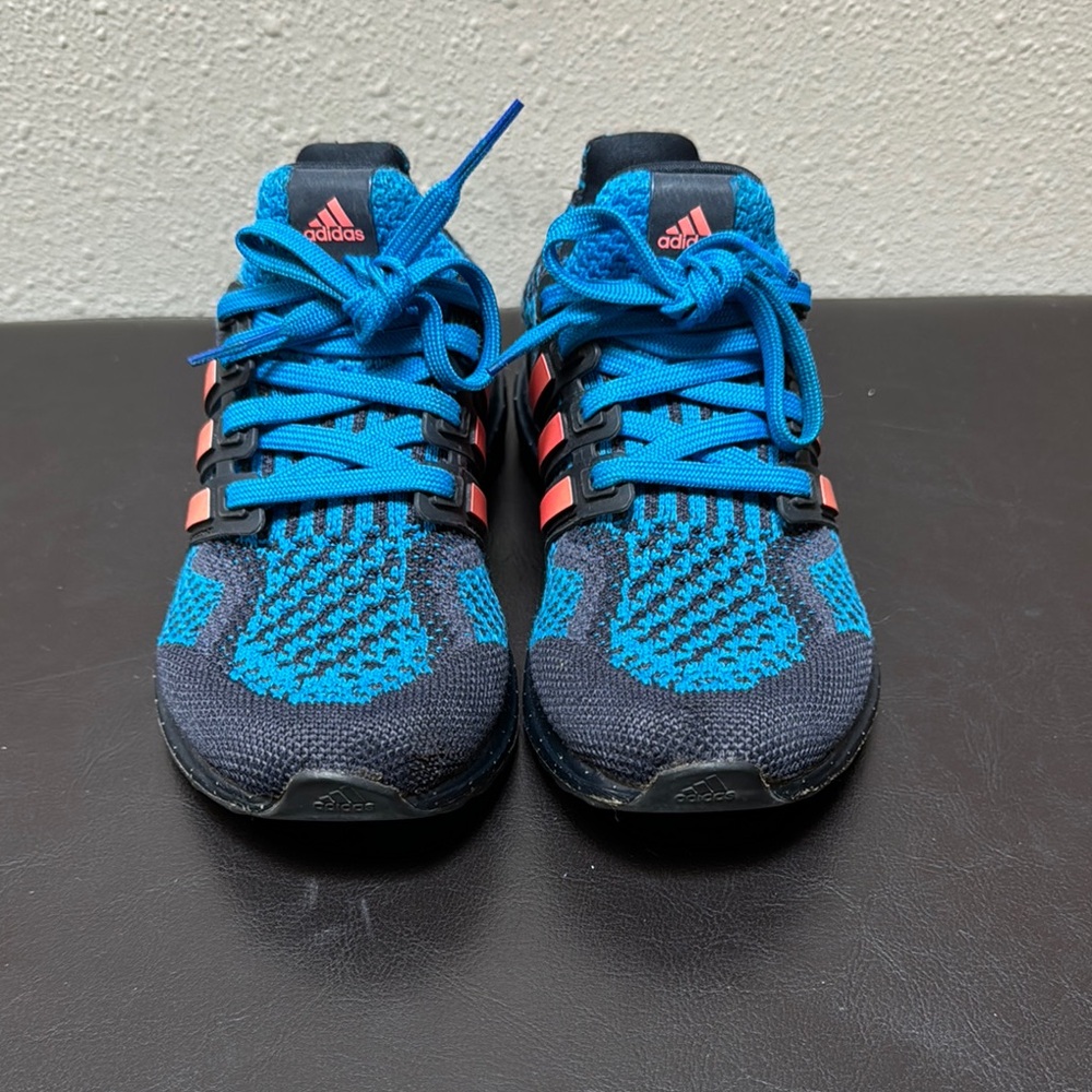 Adidas UltraBoost Blue Sneakers with Supportive Design